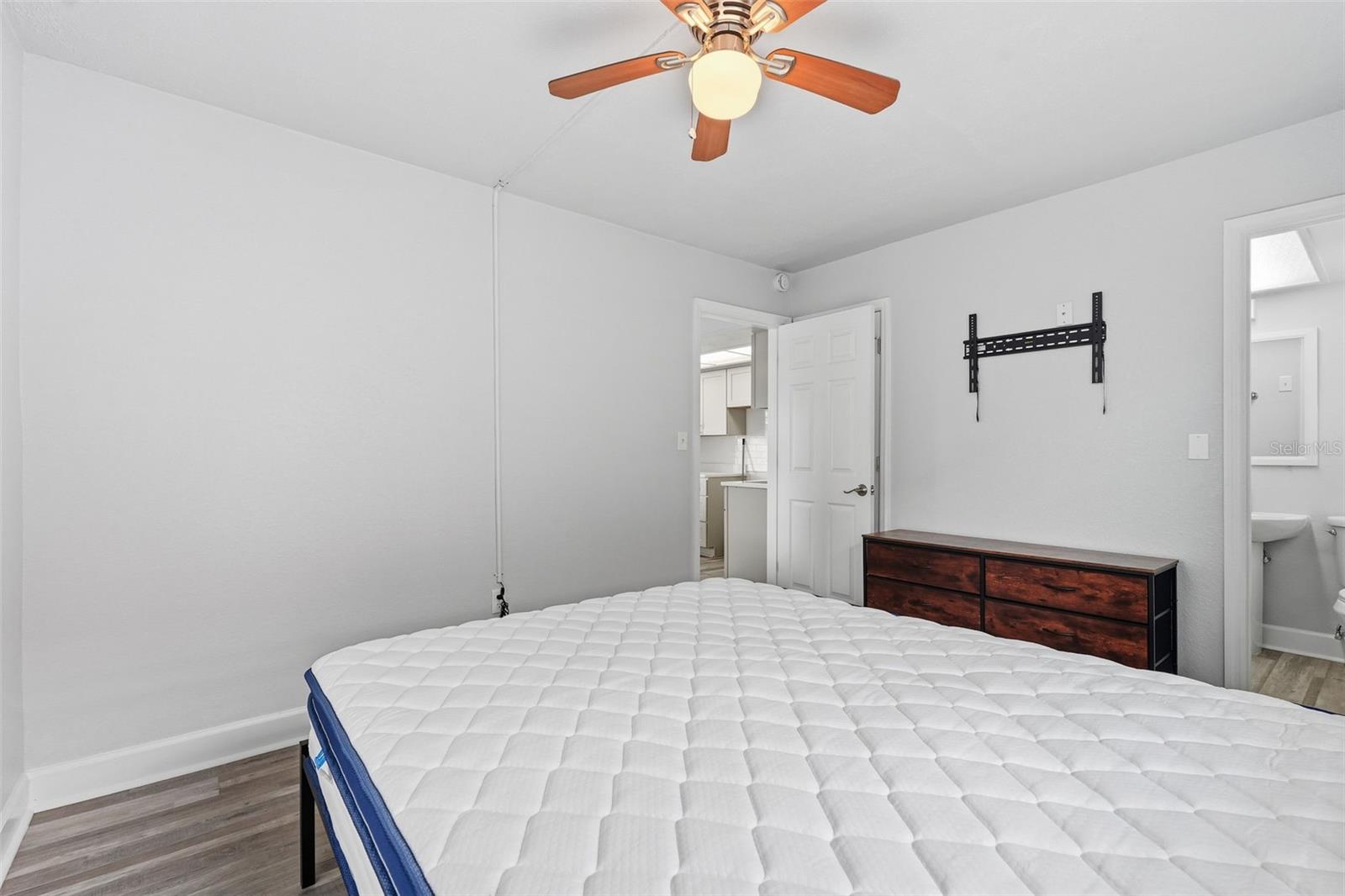 17880 GULF BLVD #2, ST PETERSBURG, FL, 33708