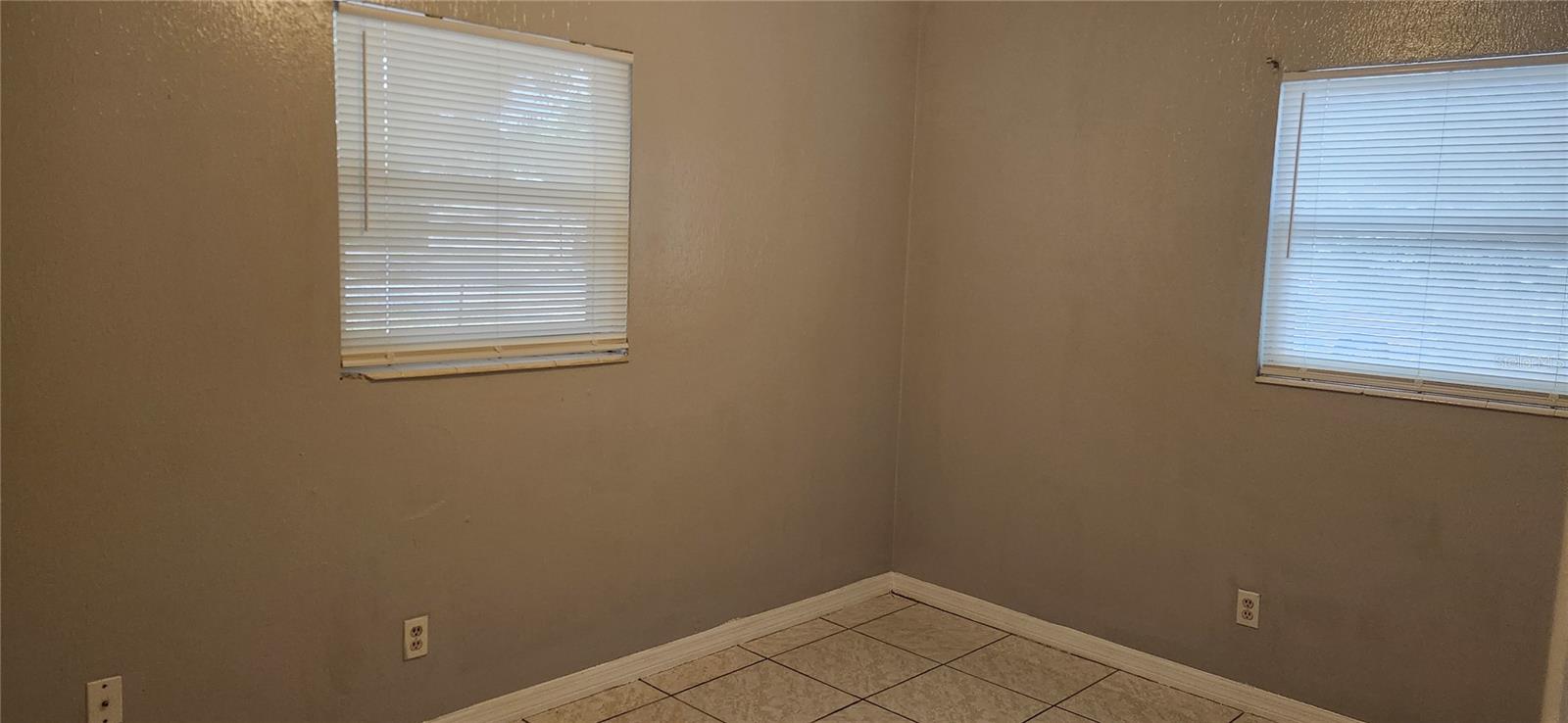 8501 N MULBERRY ST #B, TAMPA, FL, 33604