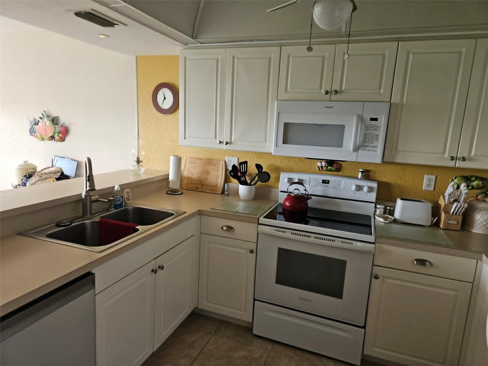 23465 HARBORVIEW RD #245, PUNTA GORDA, FL, 33980