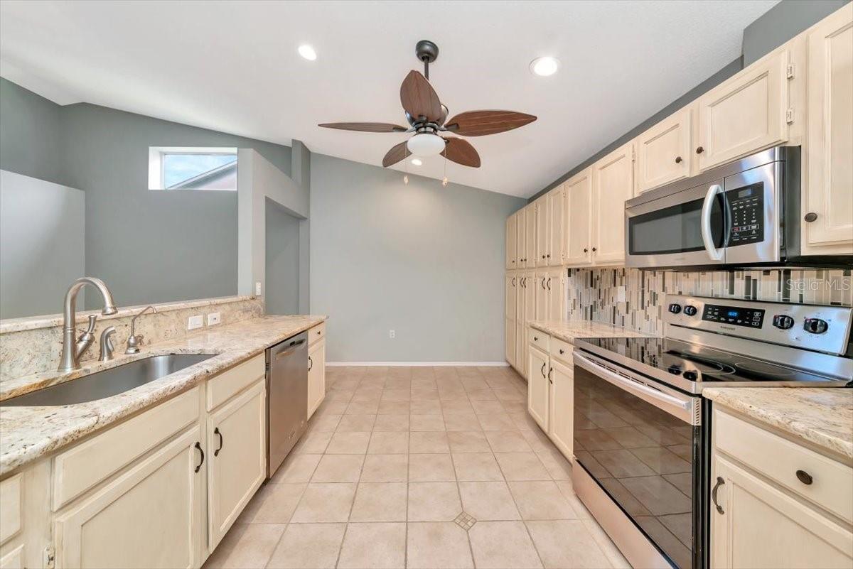 4734 RAINTREE STREET CIR E, BRADENTON, FL, 34203