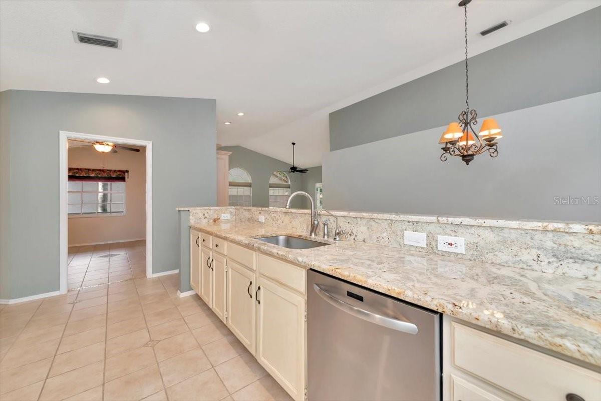 4734 RAINTREE STREET CIR E, BRADENTON, FL, 34203