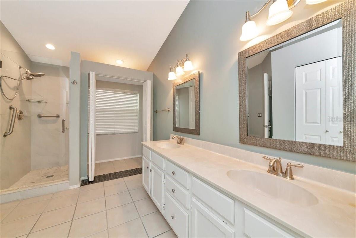4734 RAINTREE STREET CIR E, BRADENTON, FL, 34203