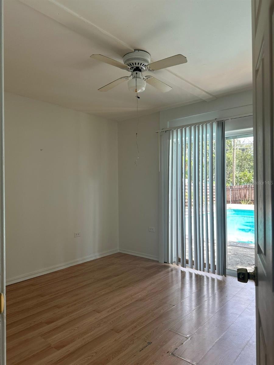 2574 HAWTHORNE ST, SARASOTA, FL, 34239