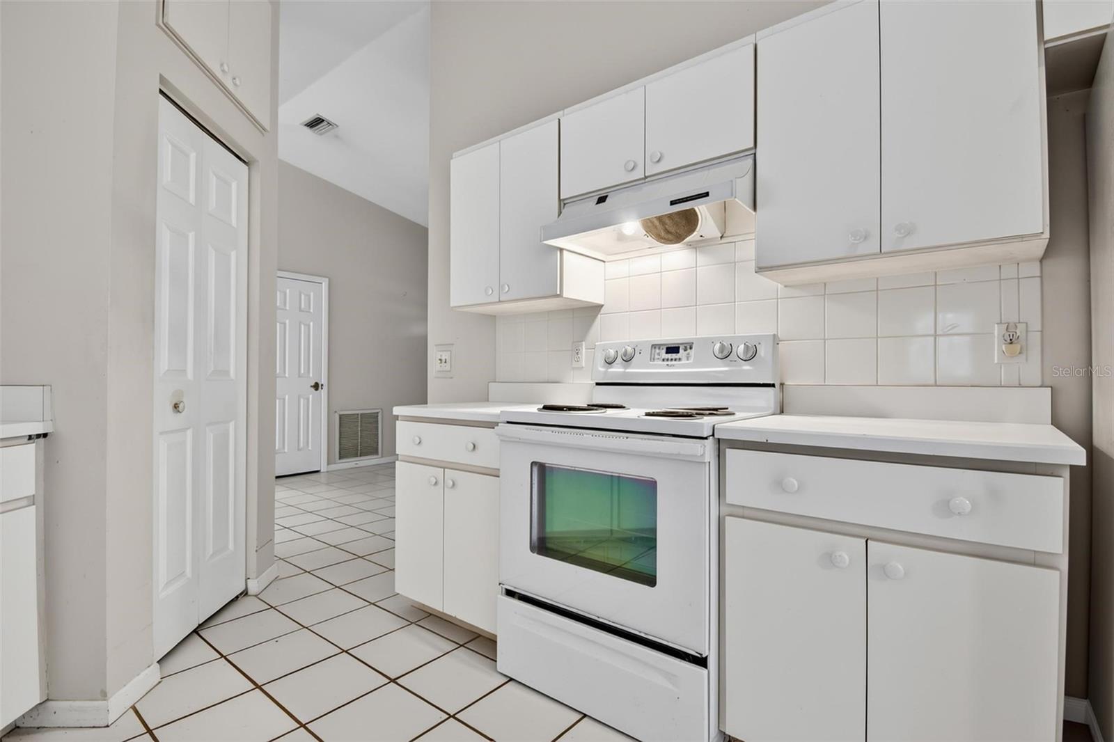 50 WESTOVER DR, PALM COAST, FL, 32164