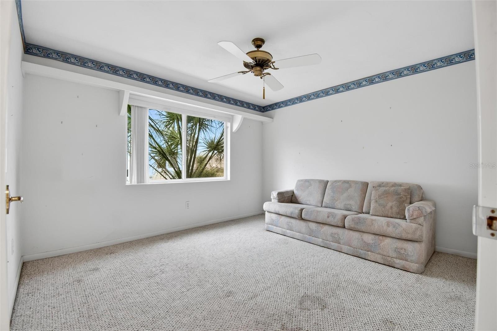 50 WESTOVER DR, PALM COAST, FL, 32164