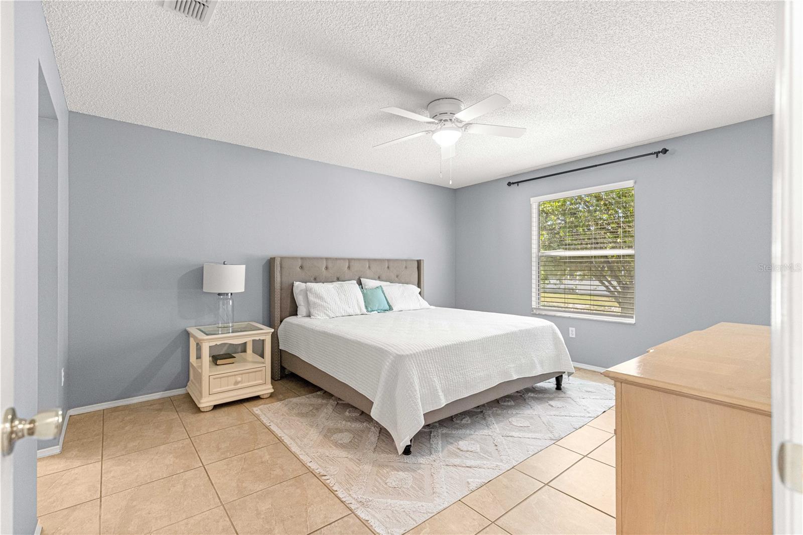 2140 ESTEVEZ DR, LADY LAKE, FL, 32159