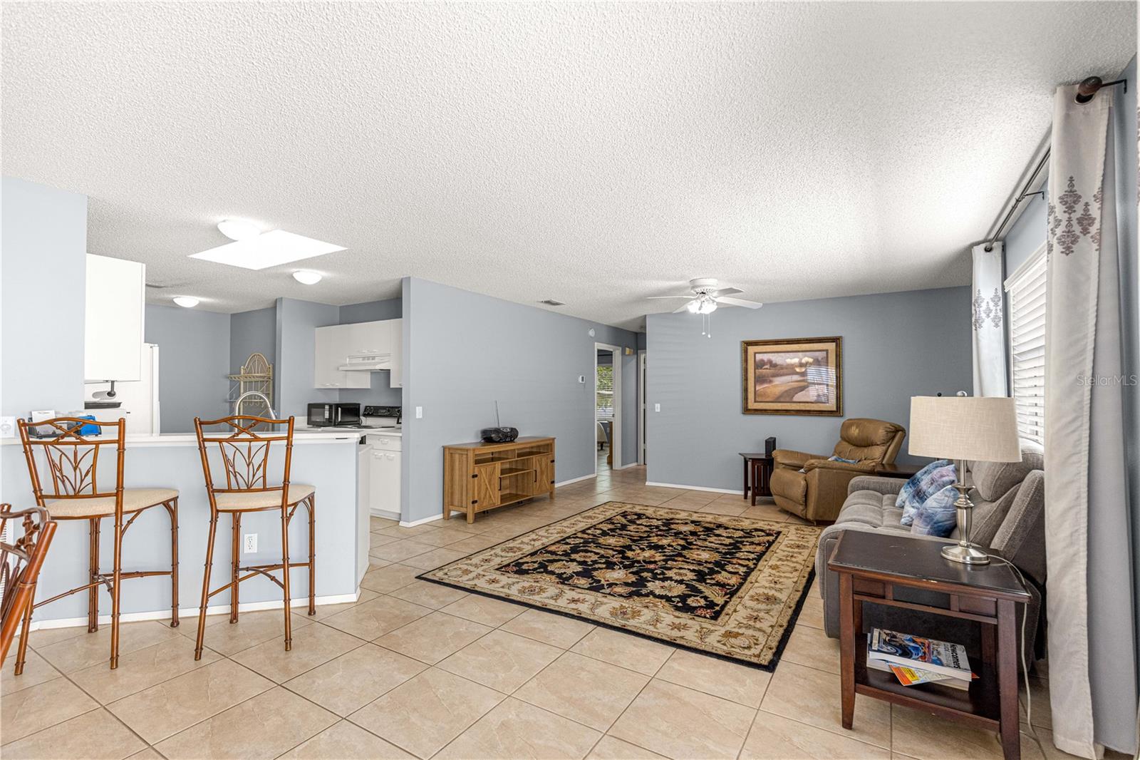 2140 ESTEVEZ DR, LADY LAKE, FL, 32159