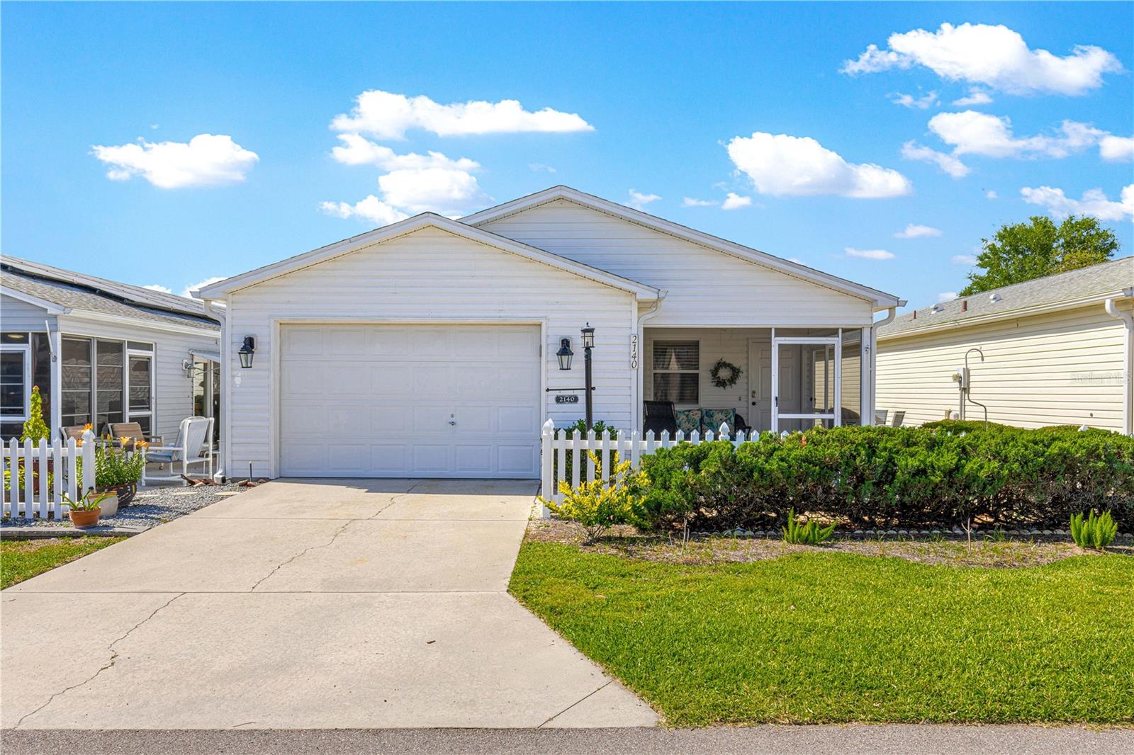 2140 ESTEVEZ DR, LADY LAKE, FL, 32159