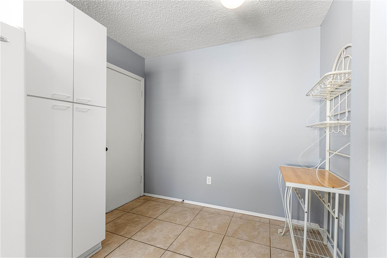 2140 ESTEVEZ DR, LADY LAKE, FL, 32159