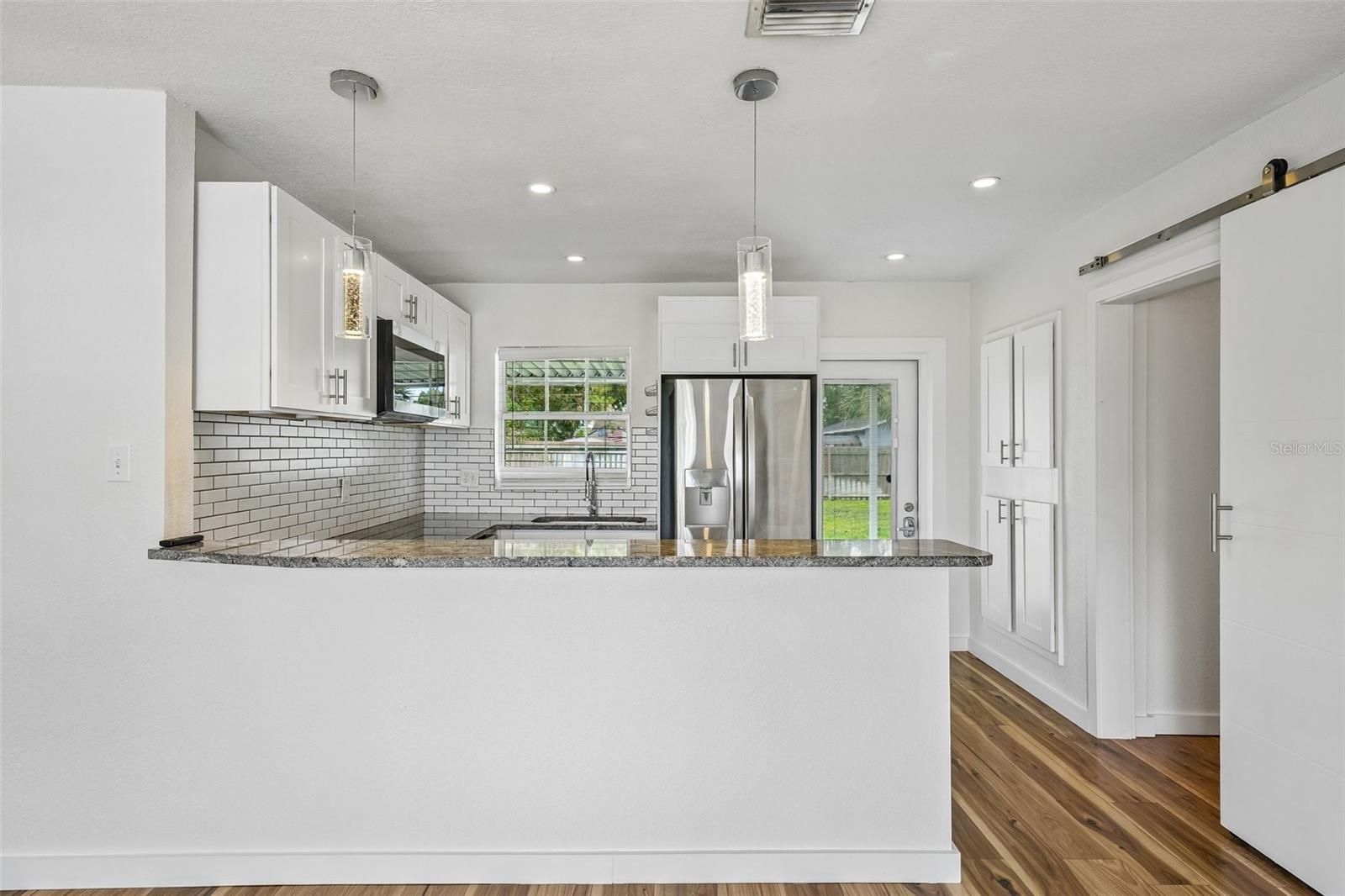 784 87TH AVE N, ST PETERSBURG, FL, 33702