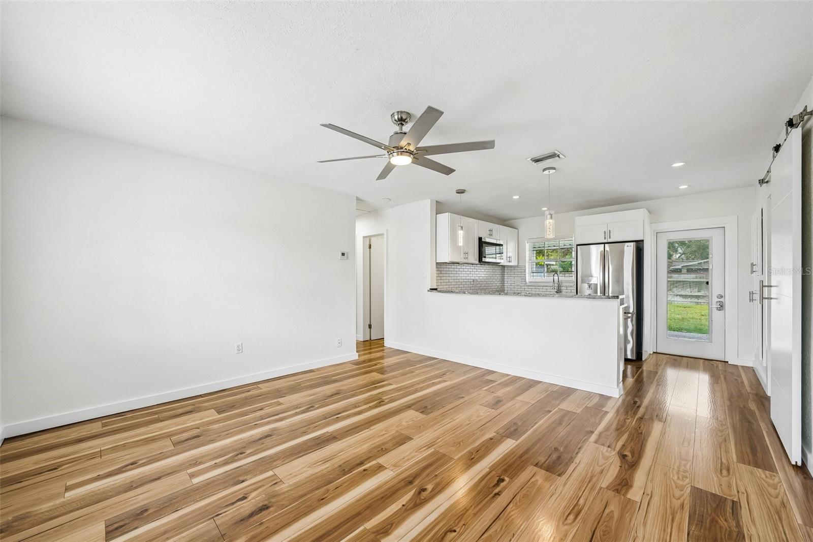 784 87TH AVE N, ST PETERSBURG, FL, 33702