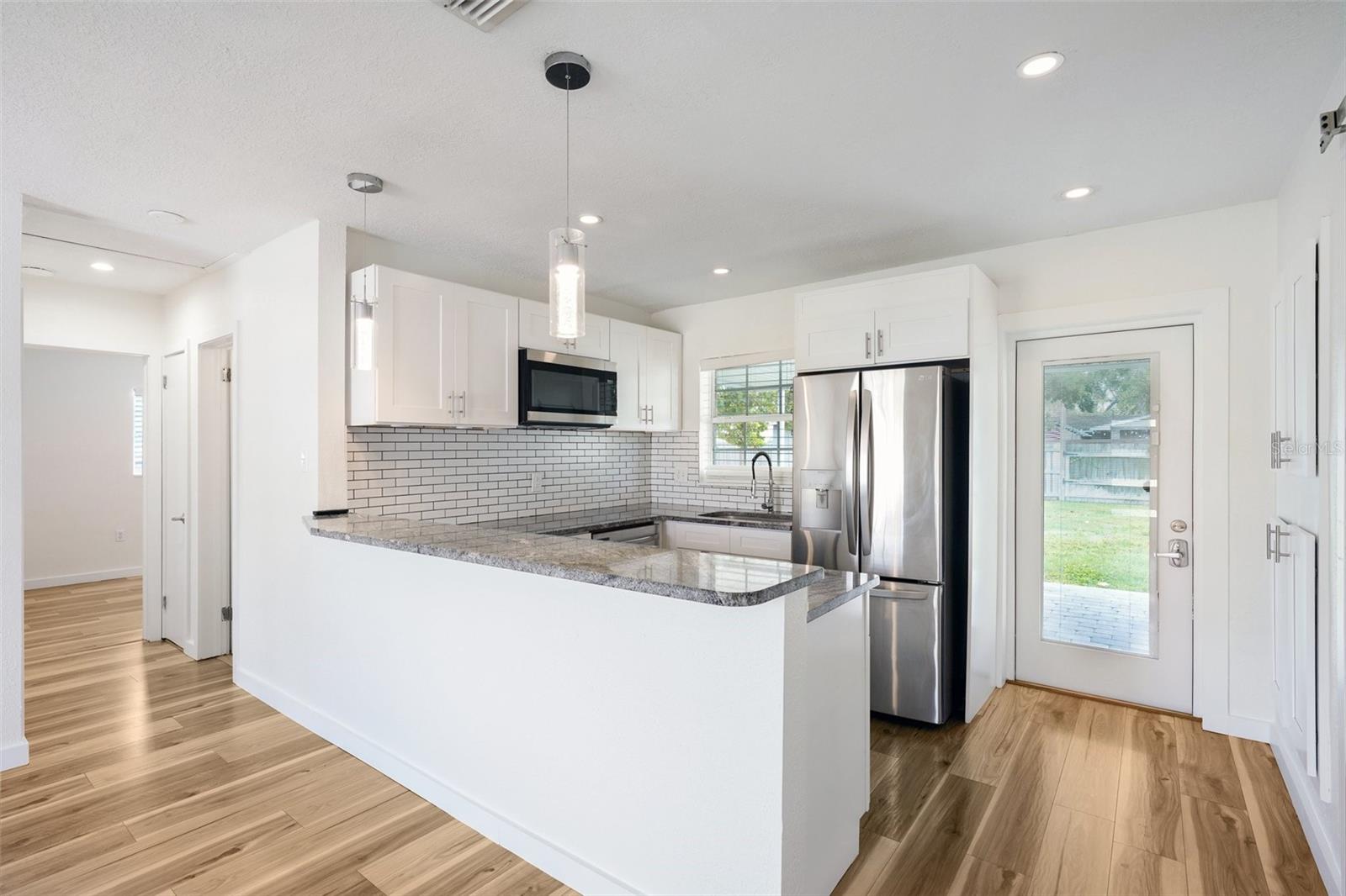 784 87TH AVE N, ST PETERSBURG, FL, 33702