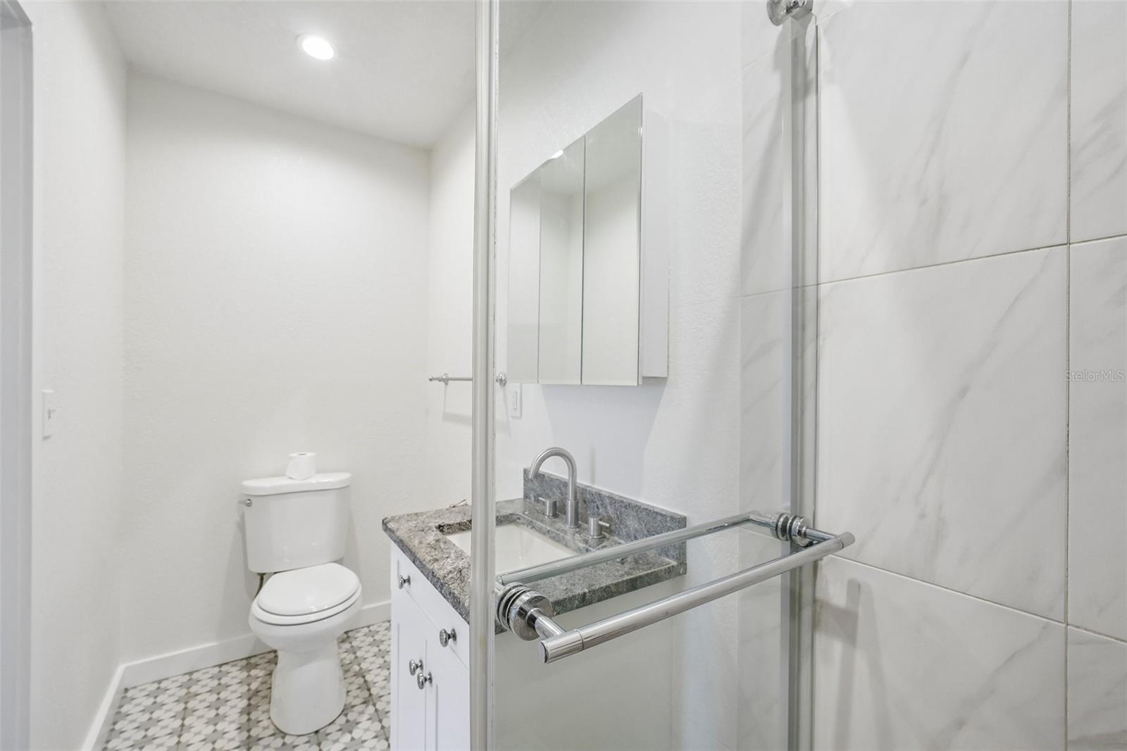 784 87TH AVE N, ST PETERSBURG, FL, 33702