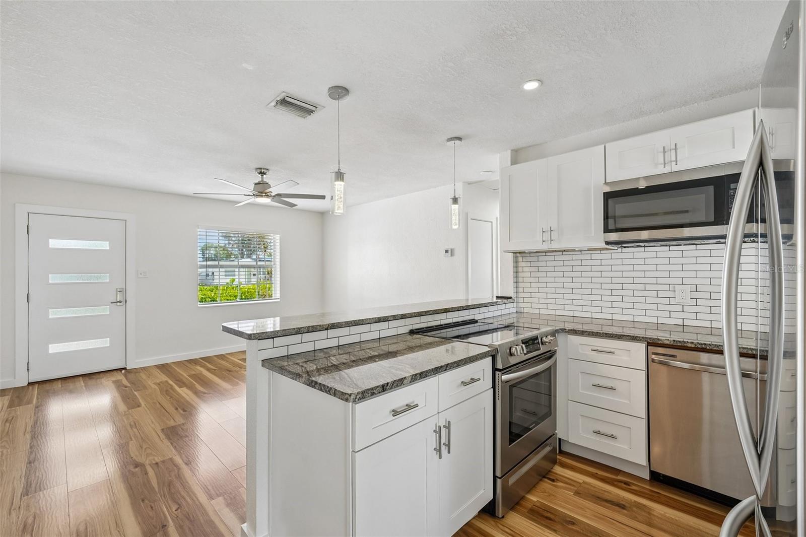 784 87TH AVE N, ST PETERSBURG, FL, 33702