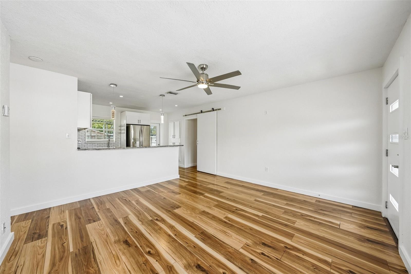 784 87TH AVE N, ST PETERSBURG, FL, 33702