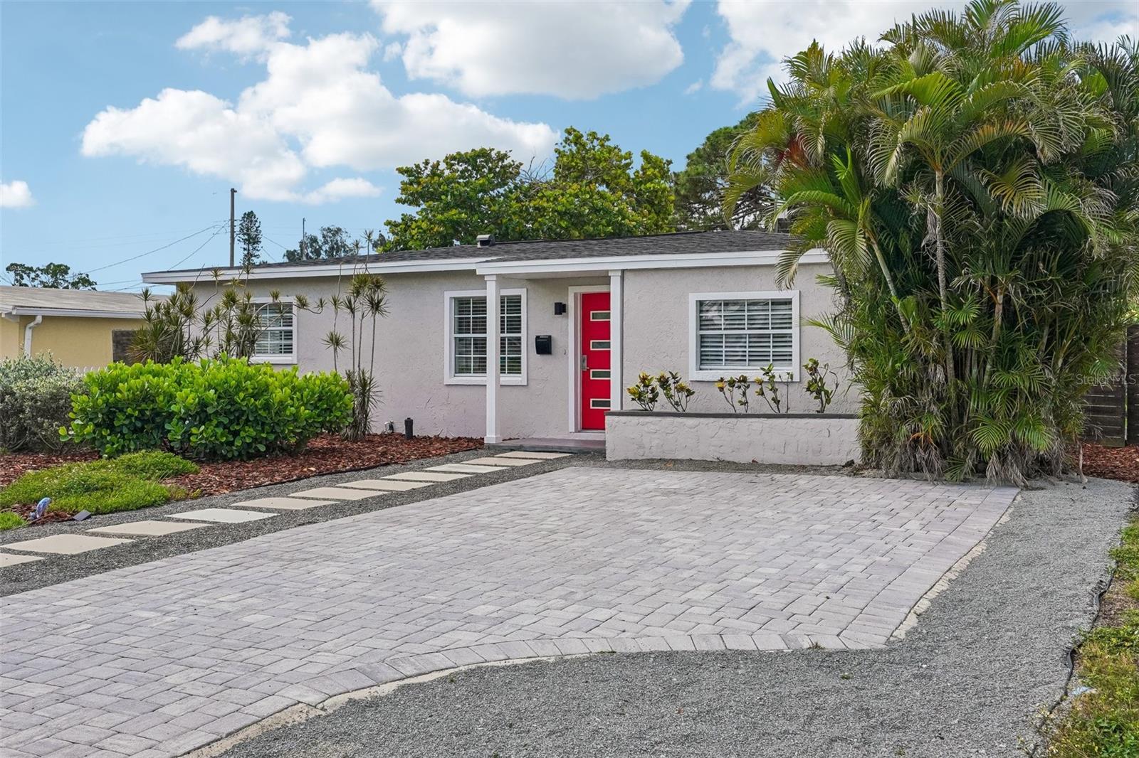 784 87TH AVE N, ST PETERSBURG, FL, 33702