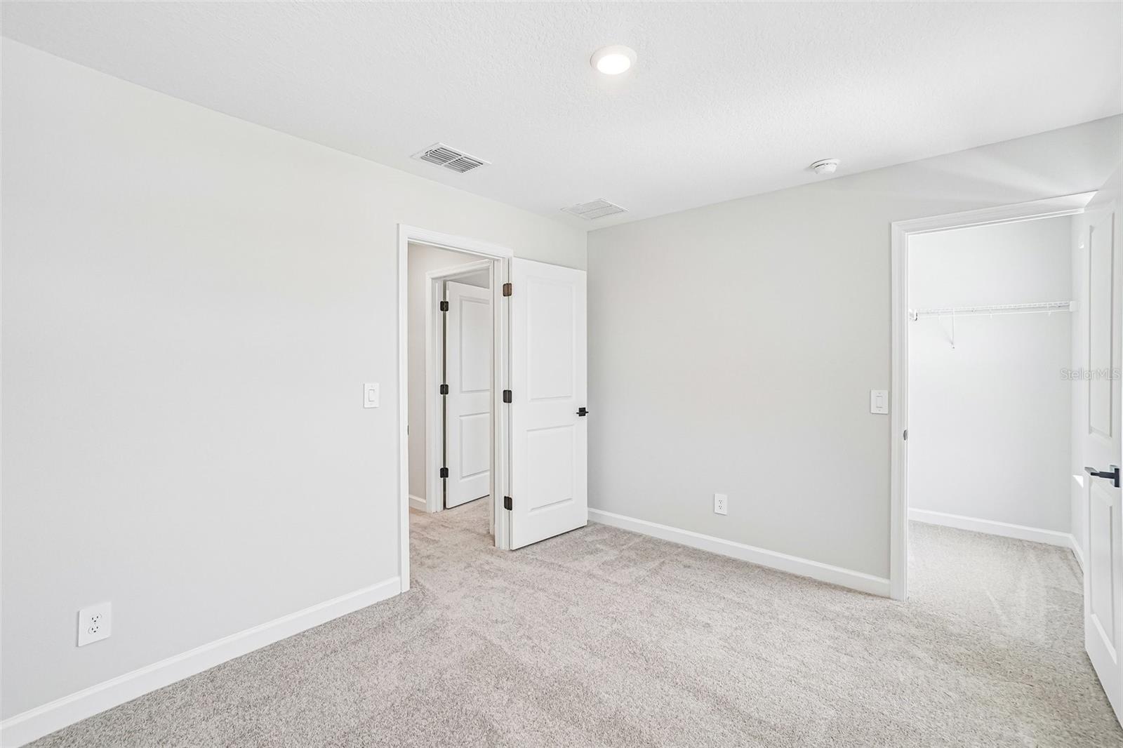 7524 DEER VALLEY CIRCLE, TAMPA, FL, 33635