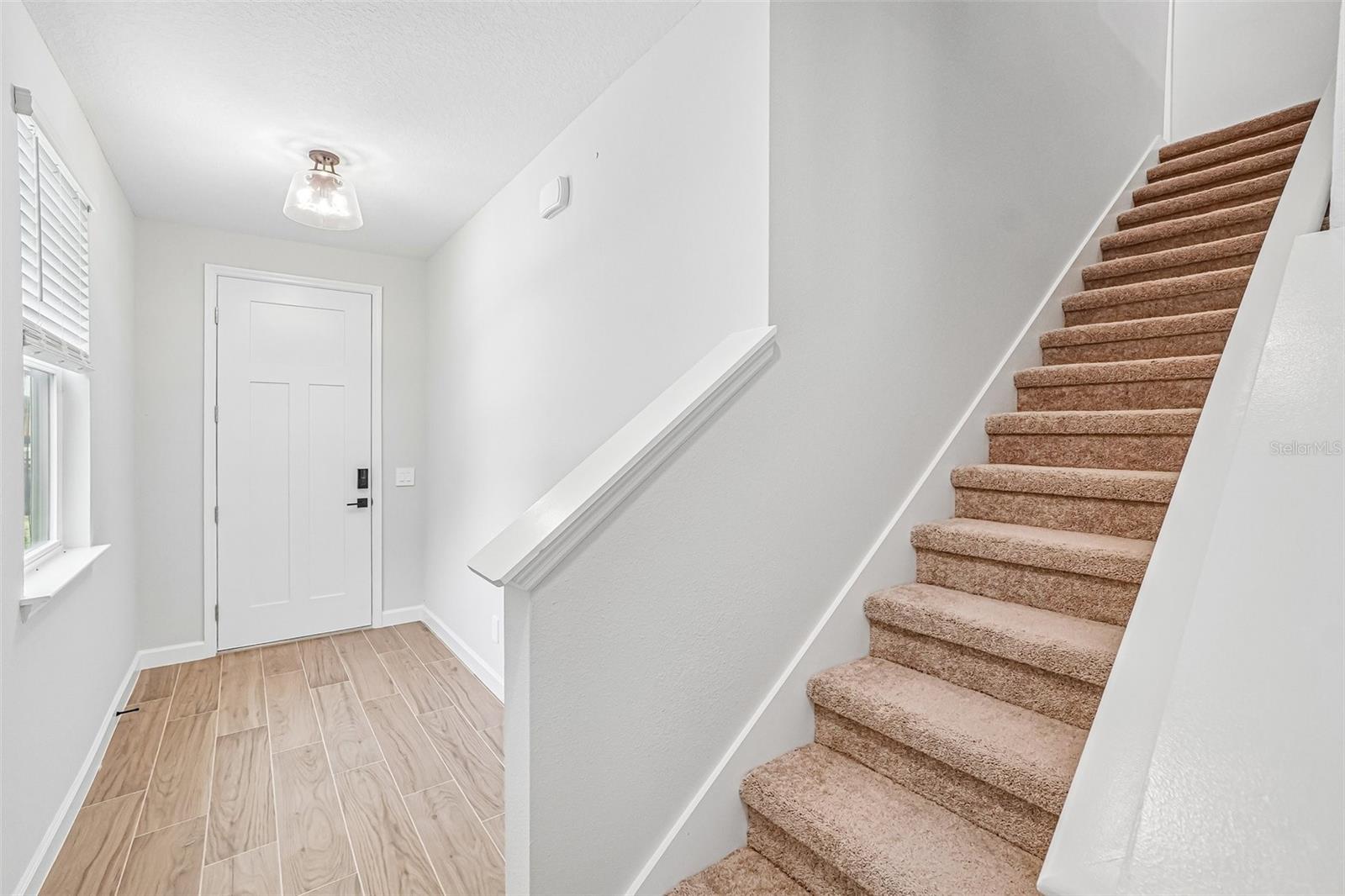 7524 DEER VALLEY CIRCLE, TAMPA, FL, 33635