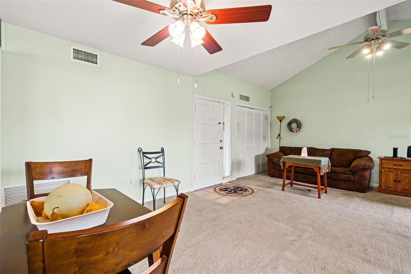 4138 PINELAKE LN #201, TAMPA, FL, 33618
