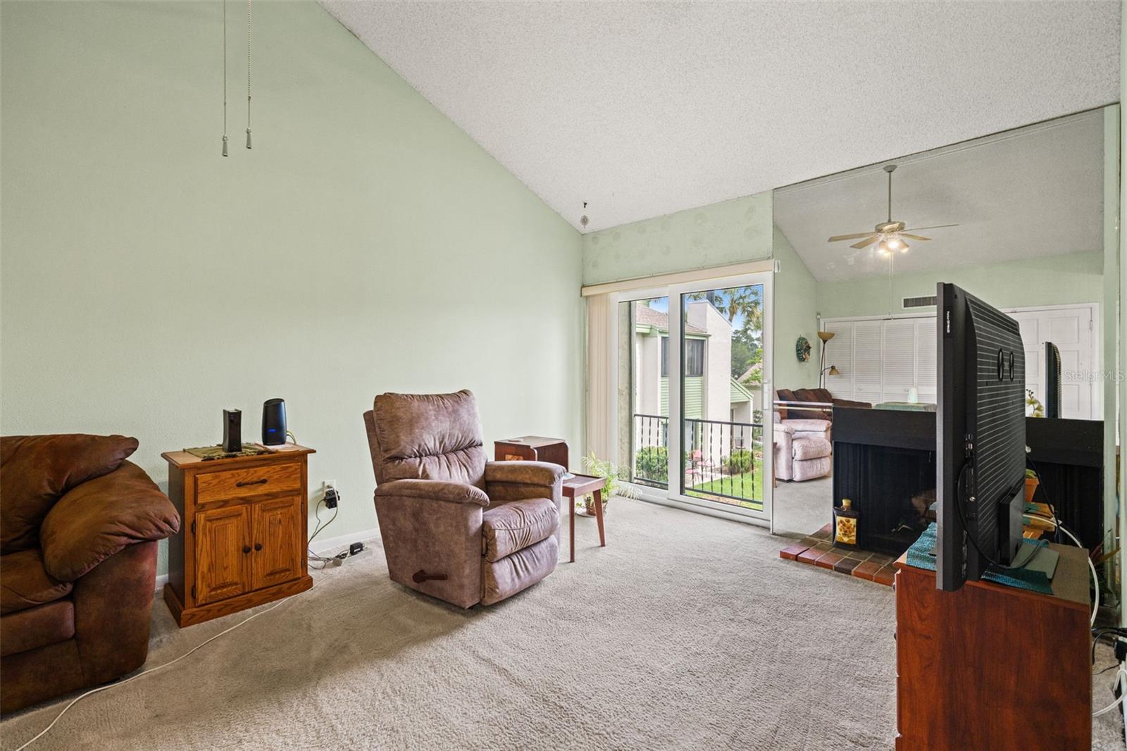 4138 PINELAKE LN #201, TAMPA, FL, 33618