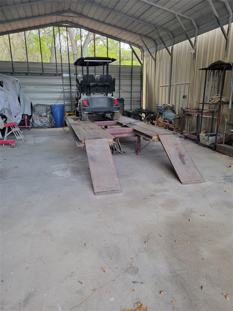 CENTRAL FLR COLLISION, BELLEVIEW, FL, 34420