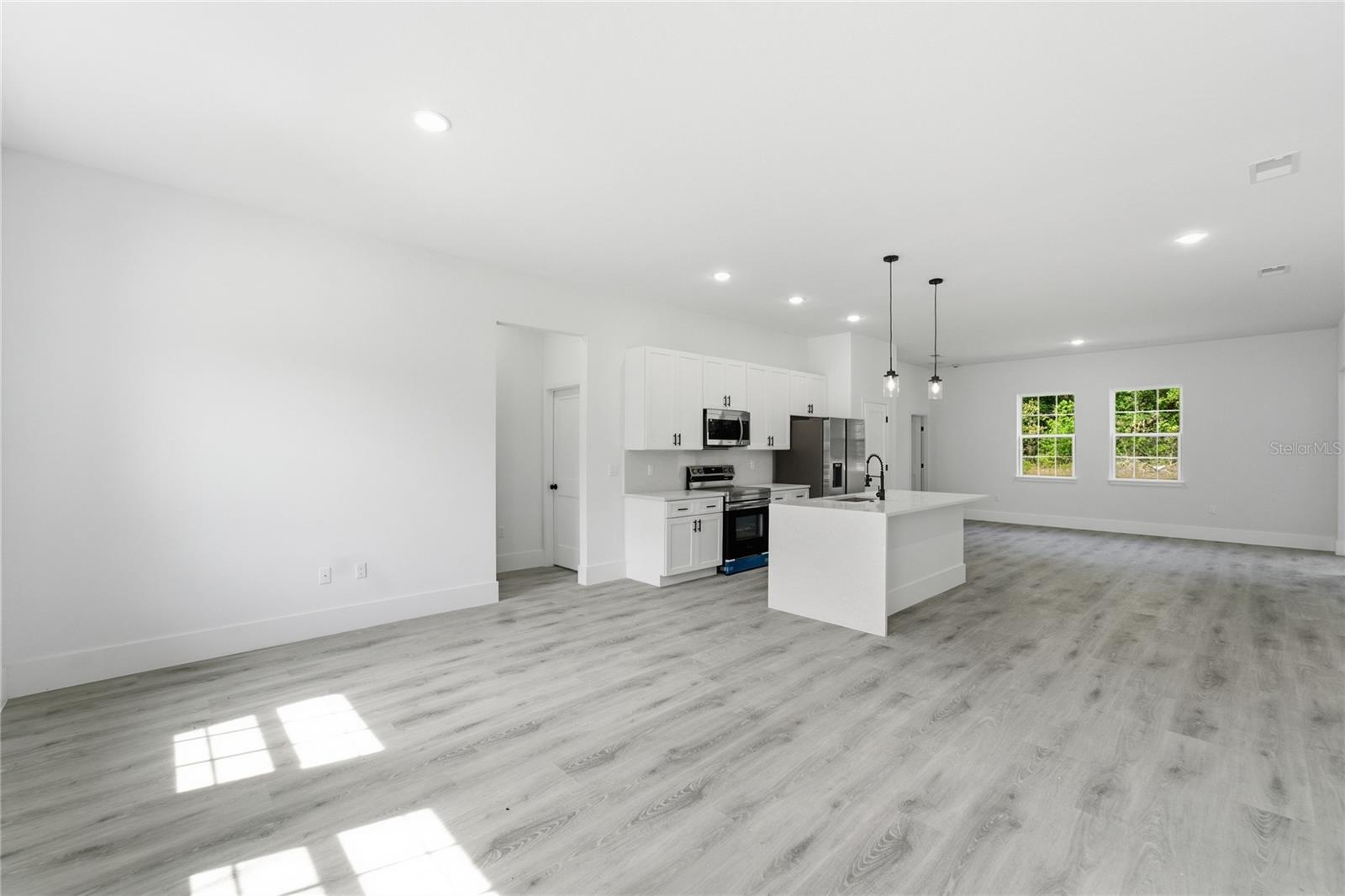 238 E CALDWELL DR, DUNNELLON, FL, 34434