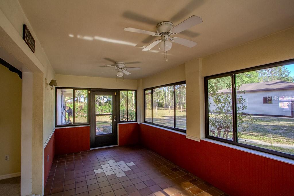 4002 SW COUNTY ROAD 18, FORT WHITE, FL, 32038