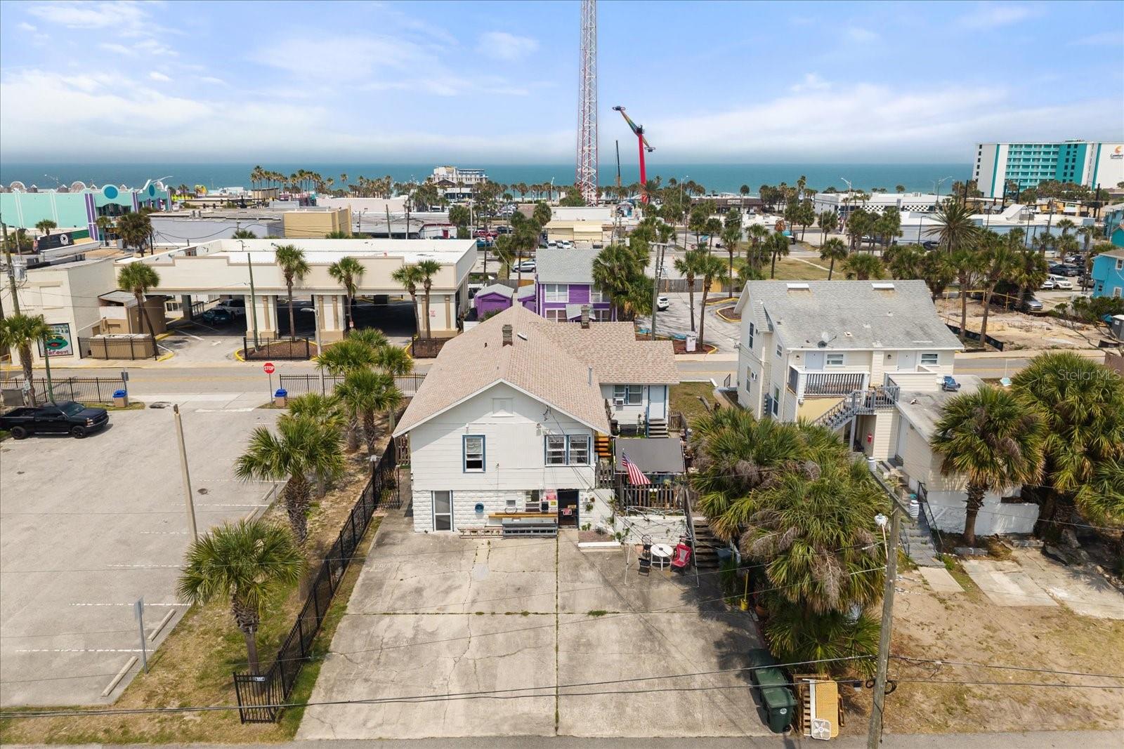 16 S GRANDVIEW AVE, DAYTONA BEACH, FL, 32118