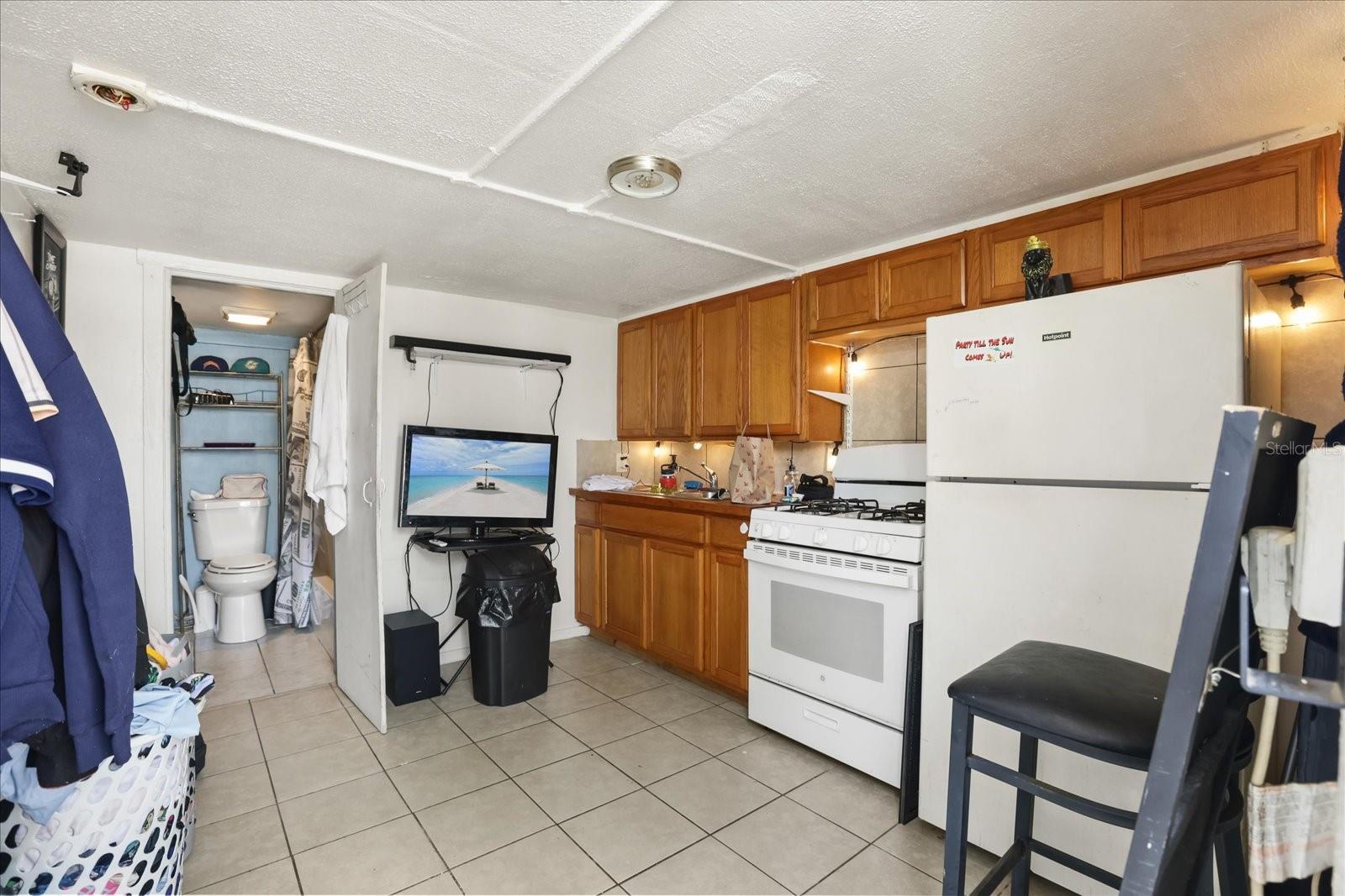 16 S GRANDVIEW AVE, DAYTONA BEACH, FL, 32118