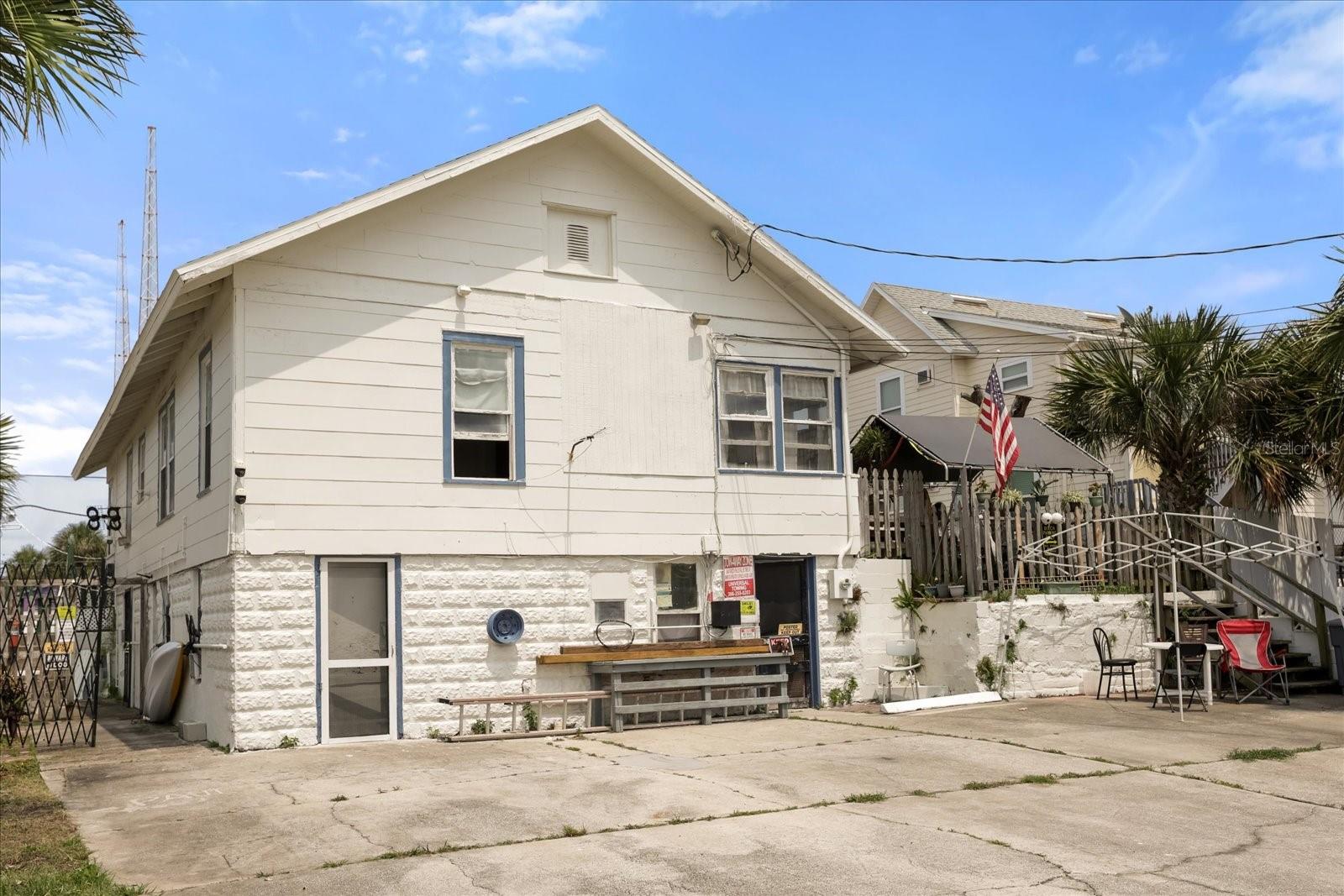 16 S GRANDVIEW AVE, DAYTONA BEACH, FL, 32118