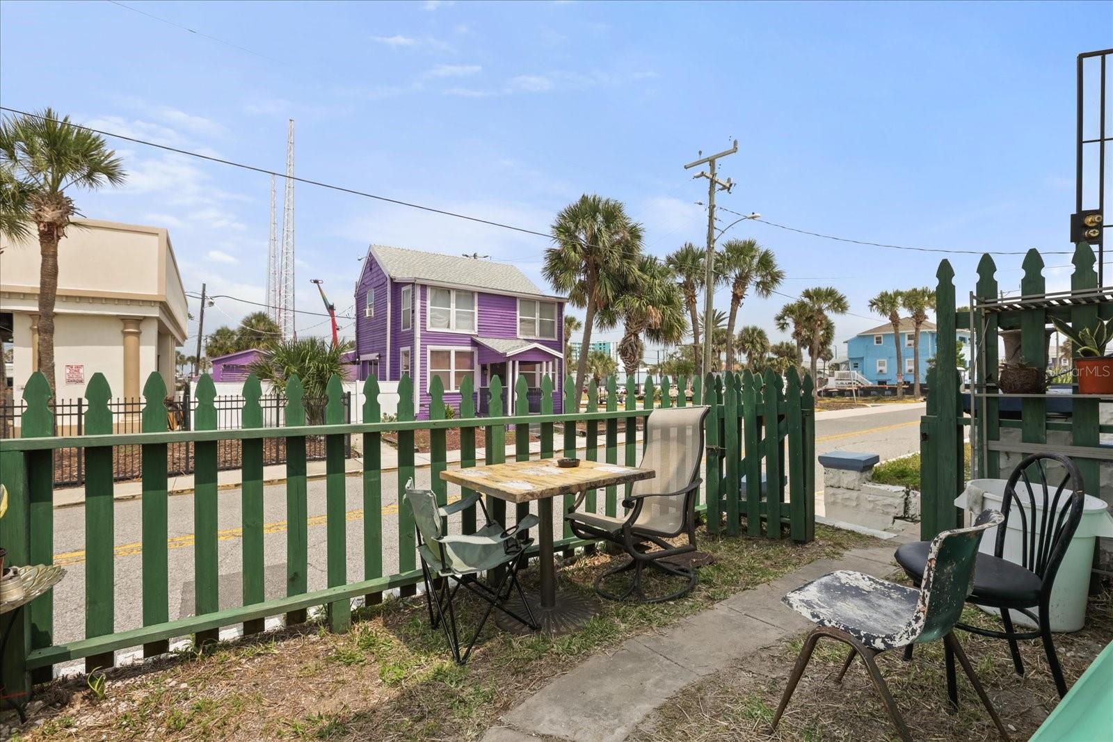 16 S GRANDVIEW AVE, DAYTONA BEACH, FL, 32118