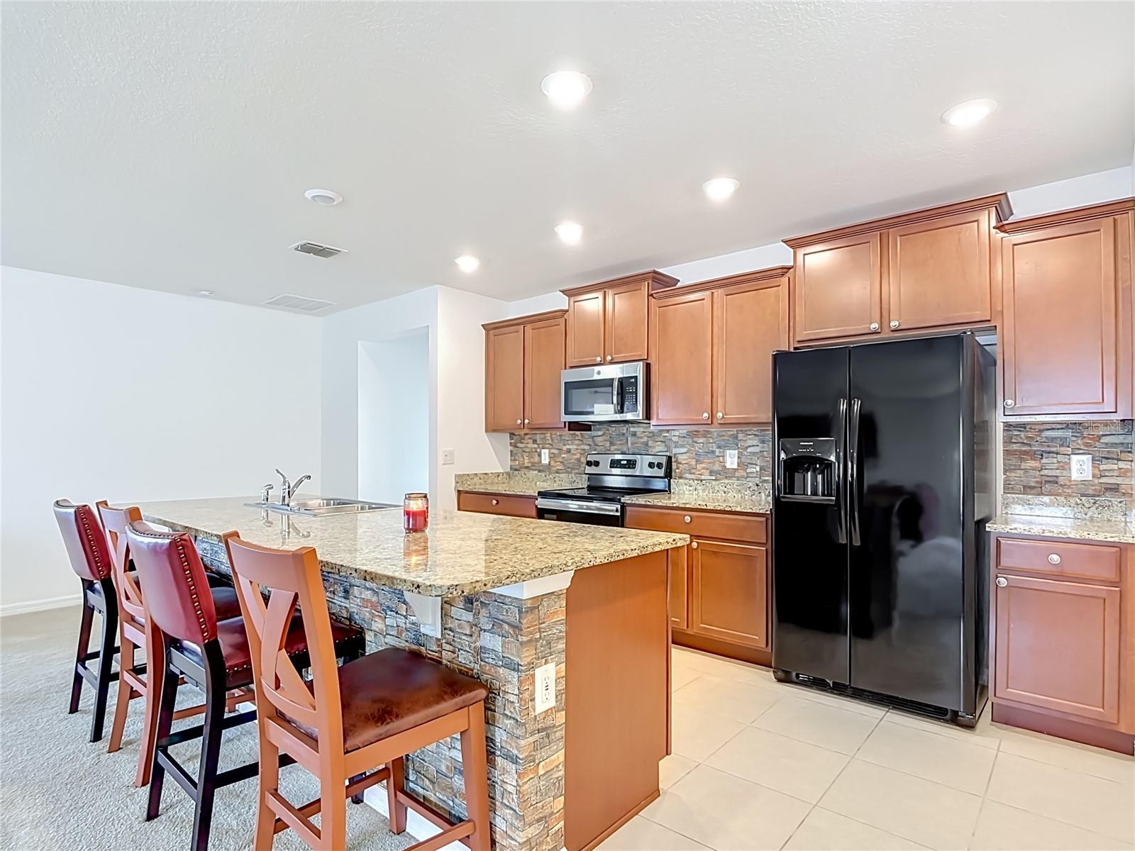417 BLUE LAKE CIR, KISSIMMEE, FL, 34758