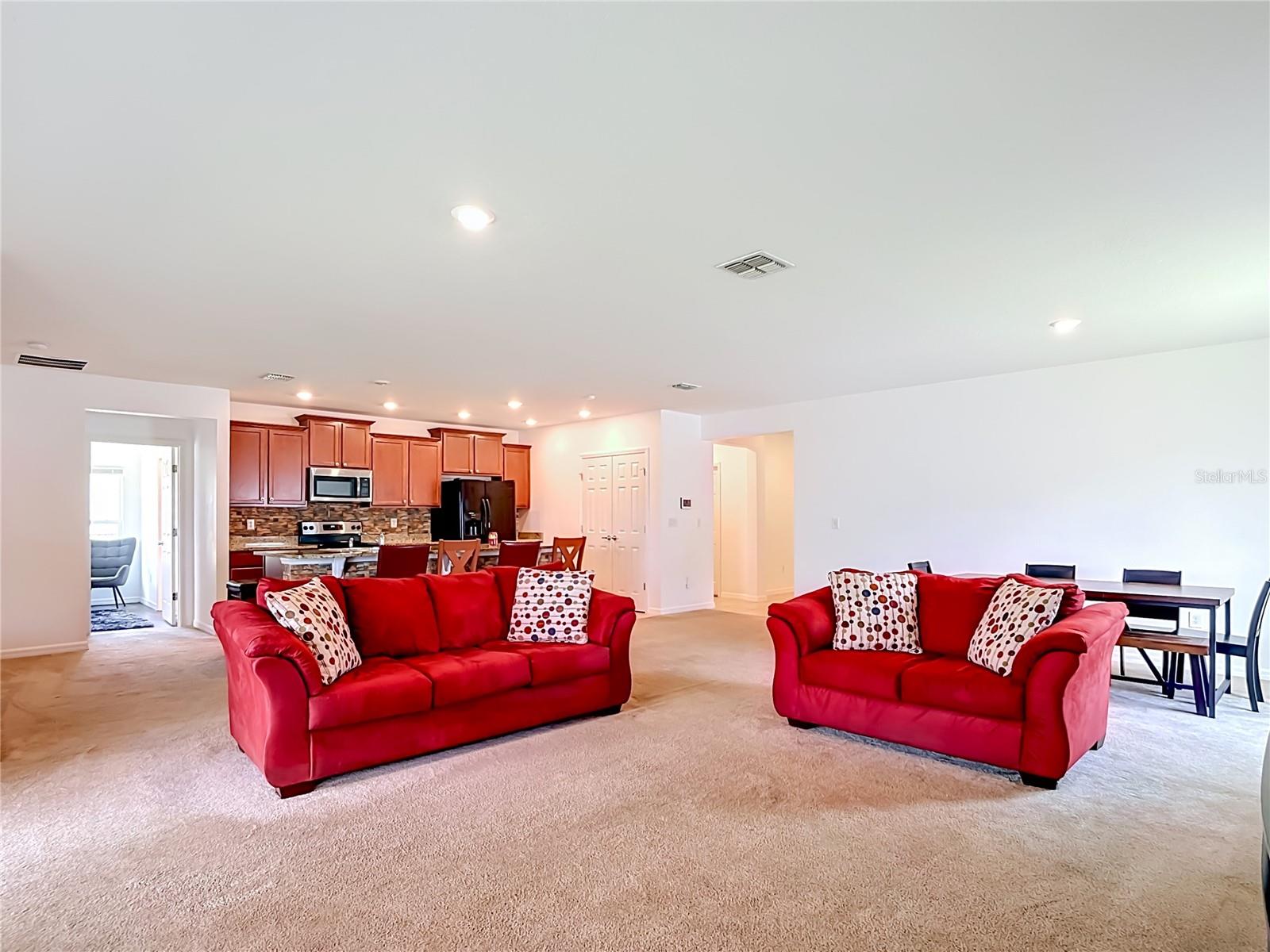 417 BLUE LAKE CIR, KISSIMMEE, FL, 34758