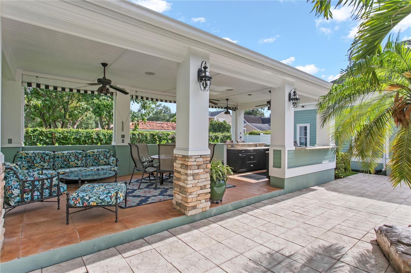 3126 W OAKLYN AVE, TAMPA, FL, 33609