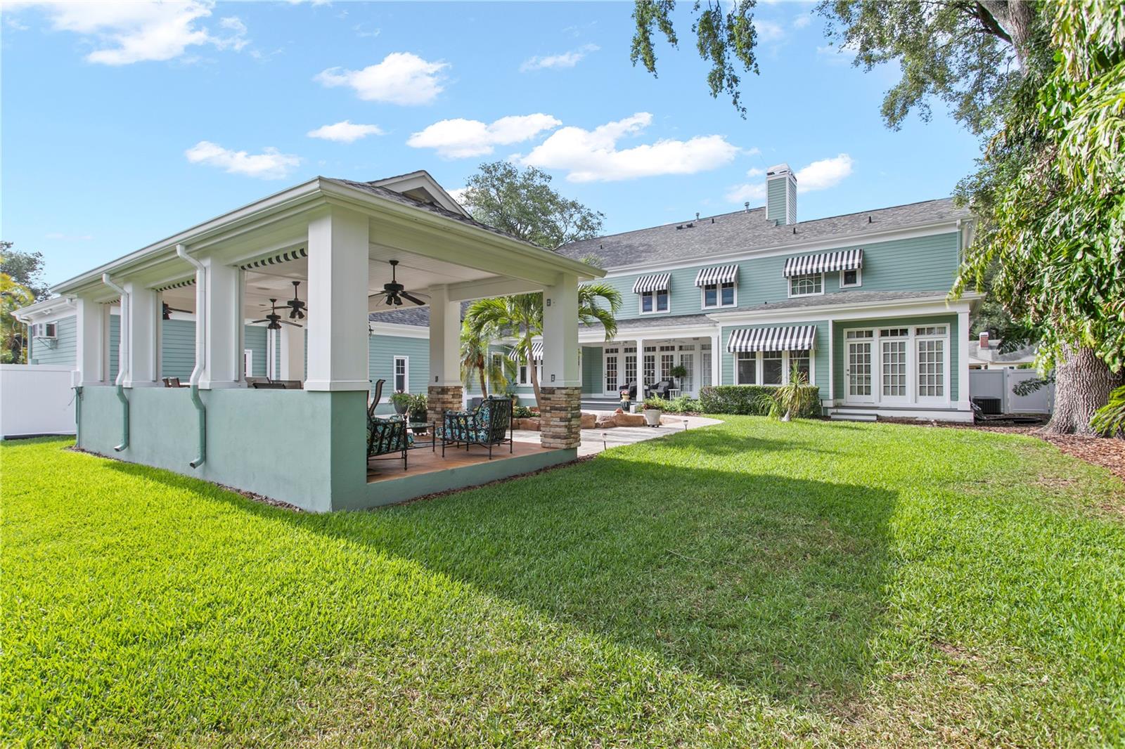 3126 W OAKLYN AVE, TAMPA, FL, 33609