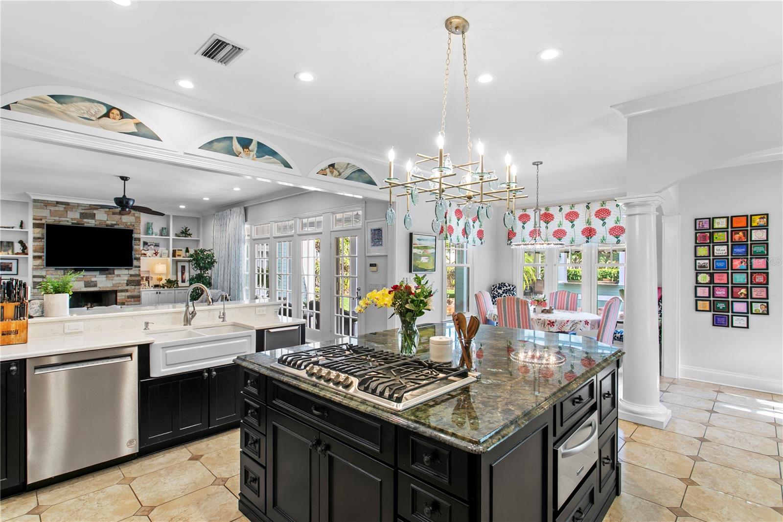 3126 W OAKLYN AVE, TAMPA, FL, 33609