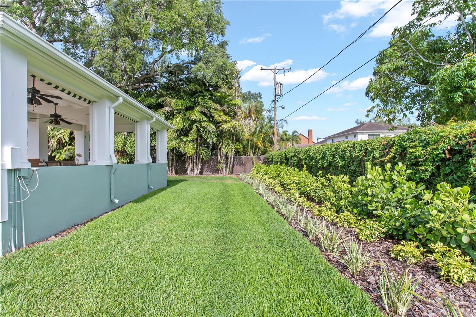 3126 W OAKLYN AVE, TAMPA, FL, 33609