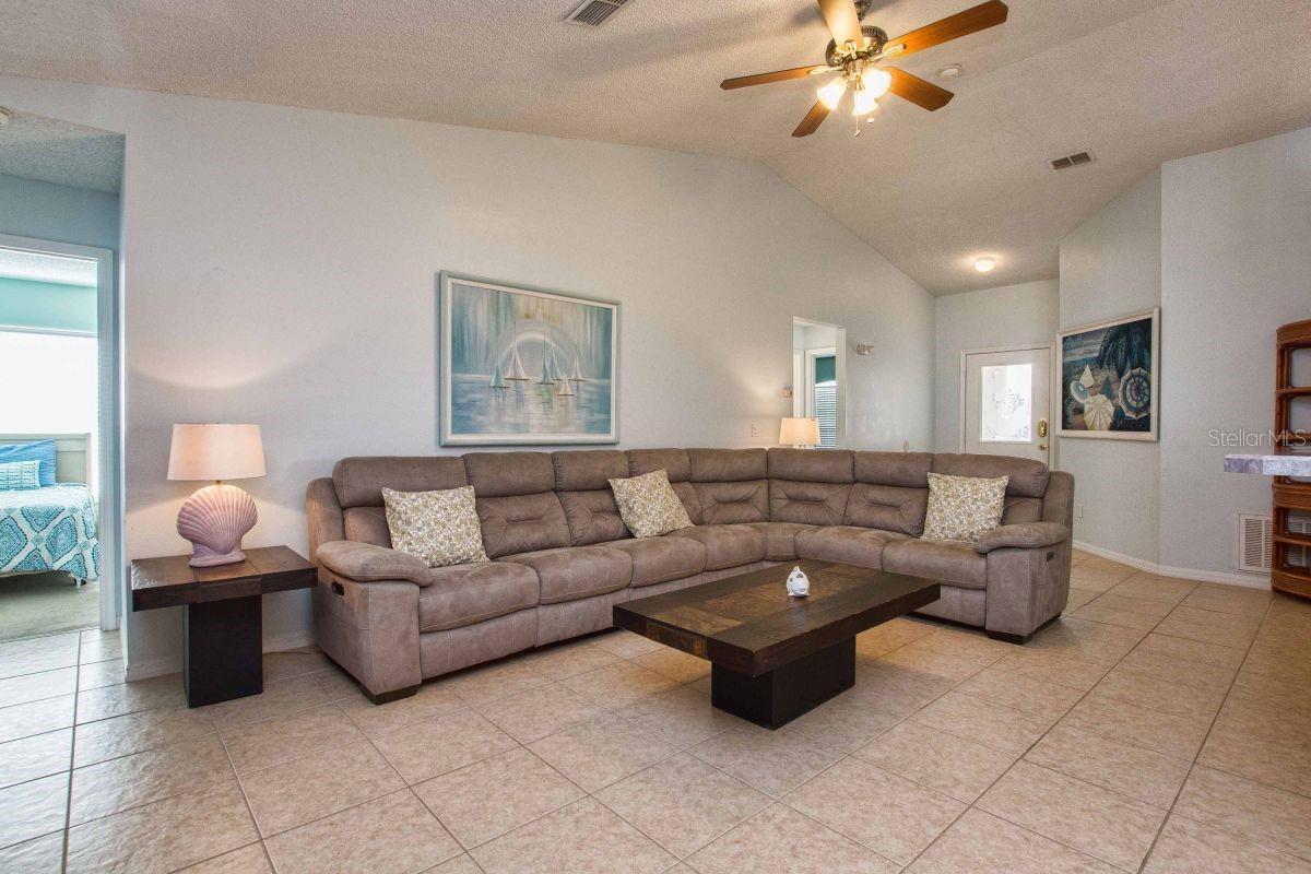 1529 INDIAN OAKS TRL, KISSIMMEE, FL, 34747