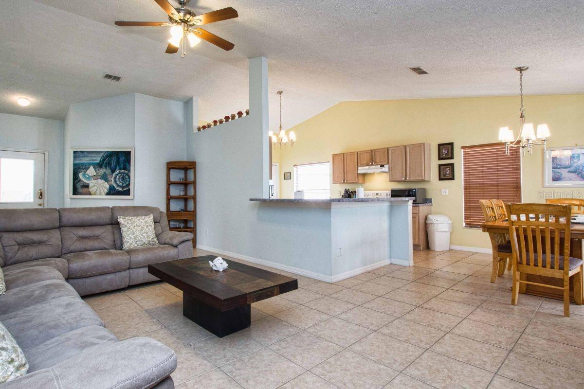 1529 INDIAN OAKS TRL, KISSIMMEE, FL, 34747