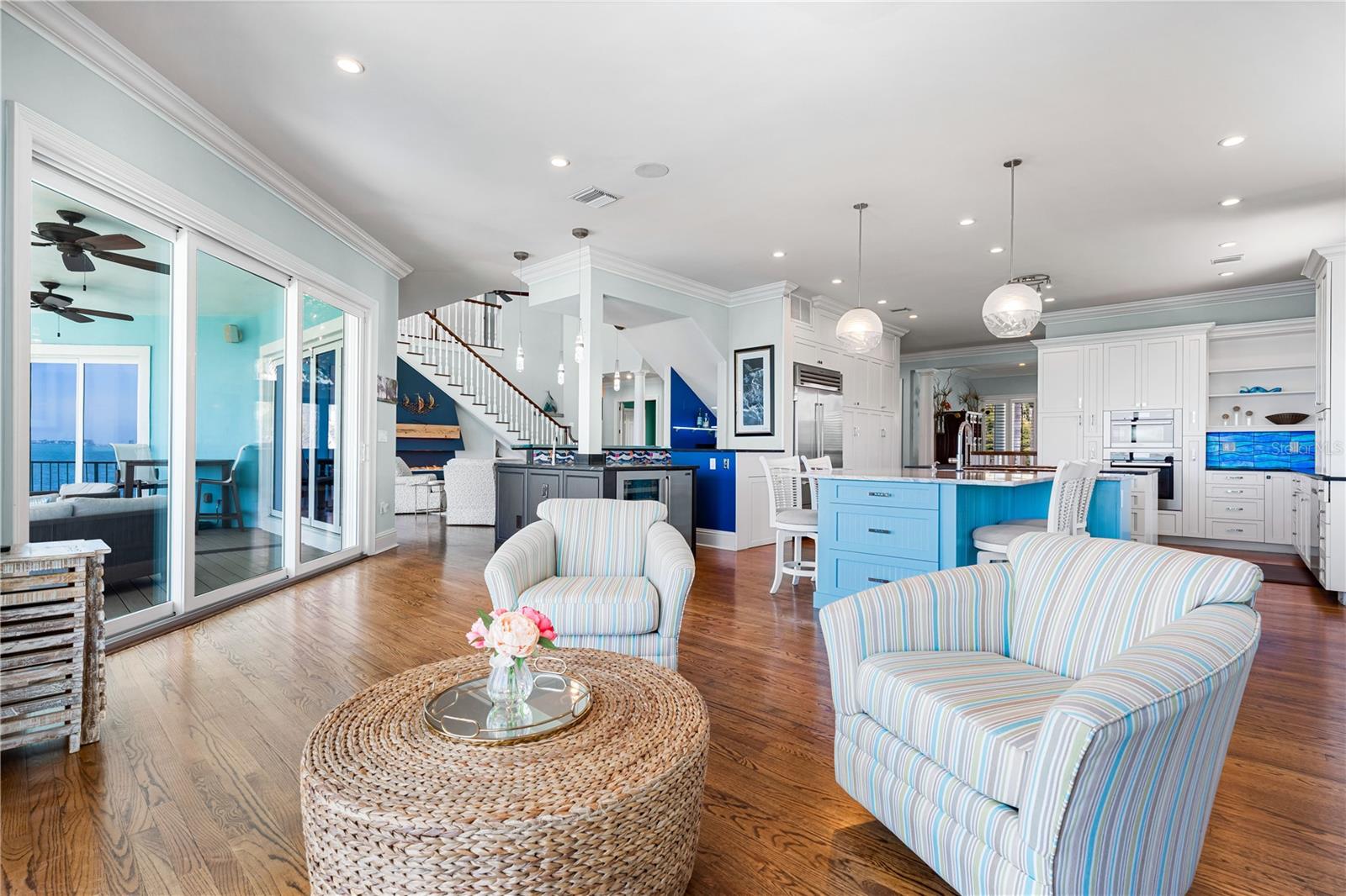 350 S SHORE DR, SARASOTA, FL, 34234
