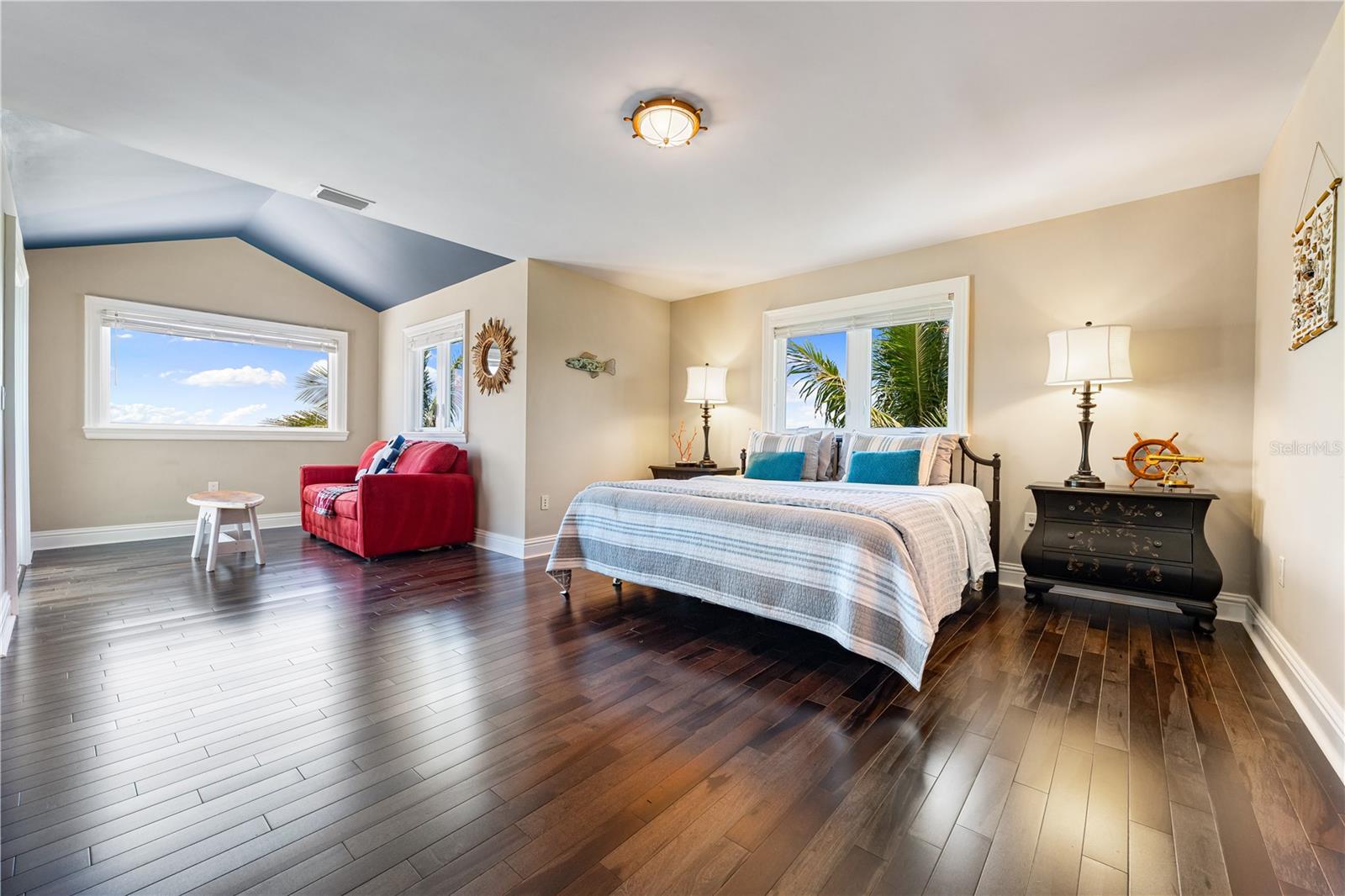 350 S SHORE DR, SARASOTA, FL, 34234