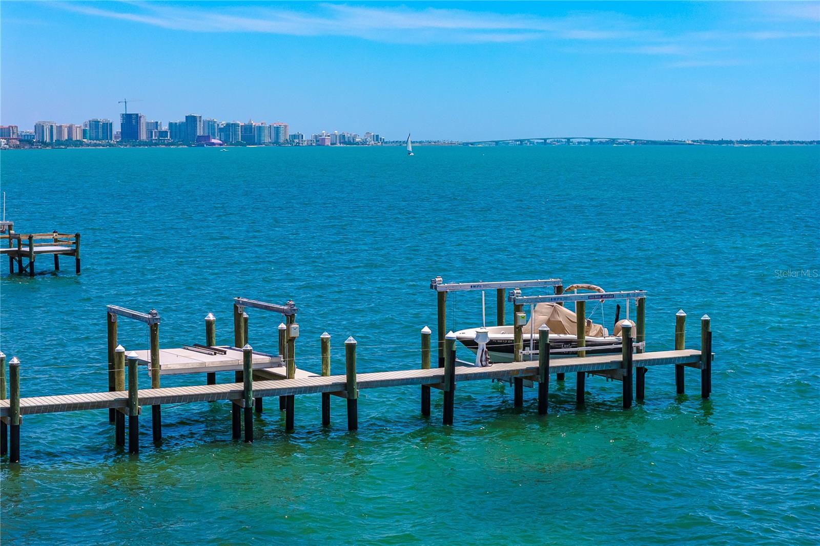 350 S SHORE DR, SARASOTA, FL, 34234
