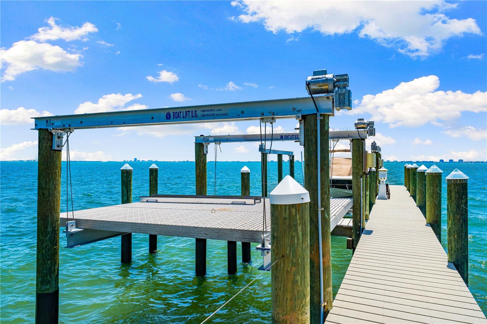 350 S SHORE DR, SARASOTA, FL, 34234