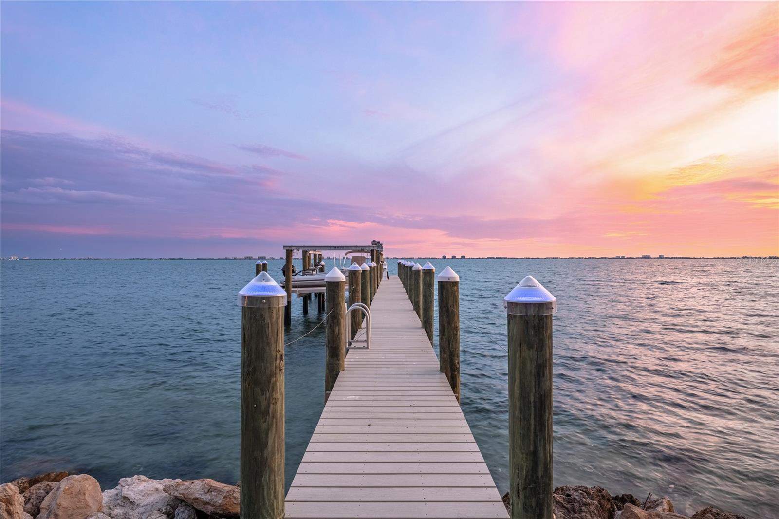 350 S SHORE DR, SARASOTA, FL, 34234
