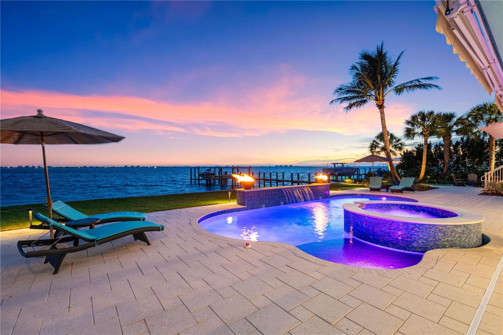 350 S SHORE DR, SARASOTA, FL, 34234