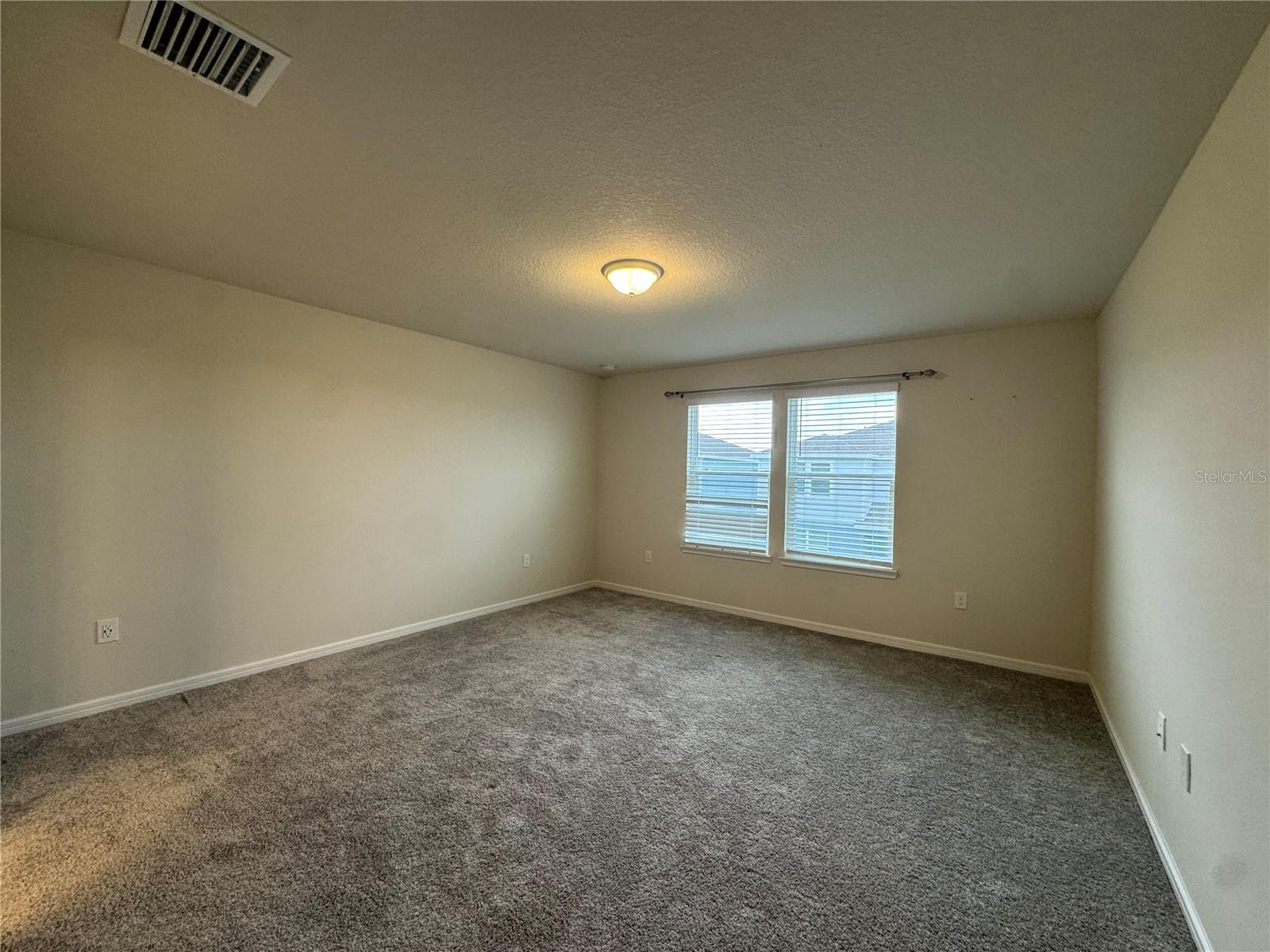 2102 CHARMING AVE, DAVENPORT, FL, 33896