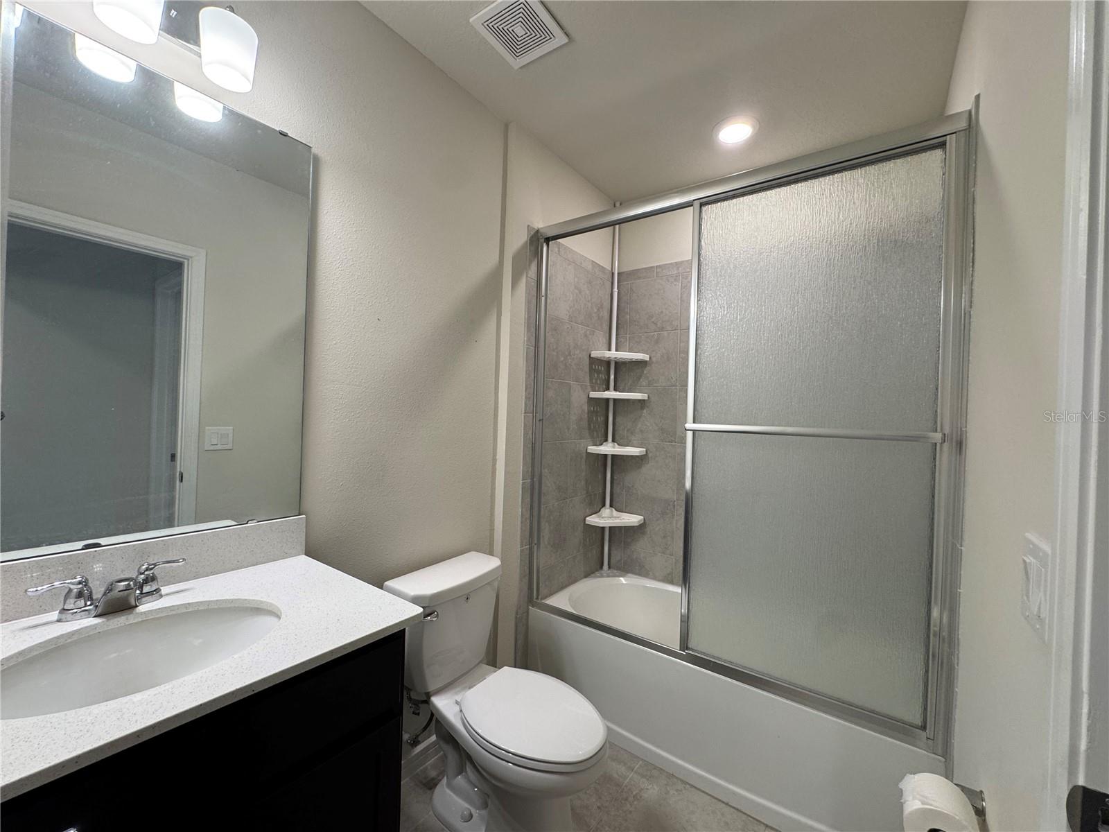 2102 CHARMING AVE, DAVENPORT, FL, 33896