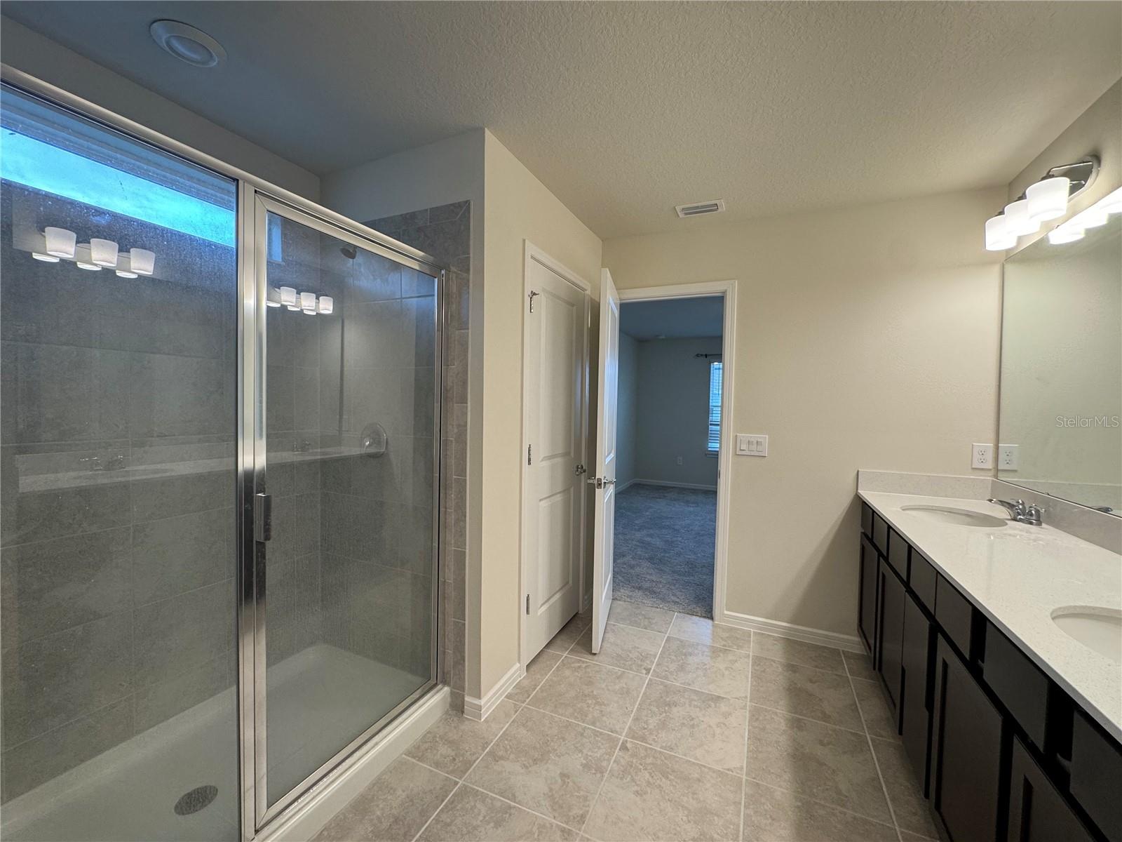2102 CHARMING AVE, DAVENPORT, FL, 33896