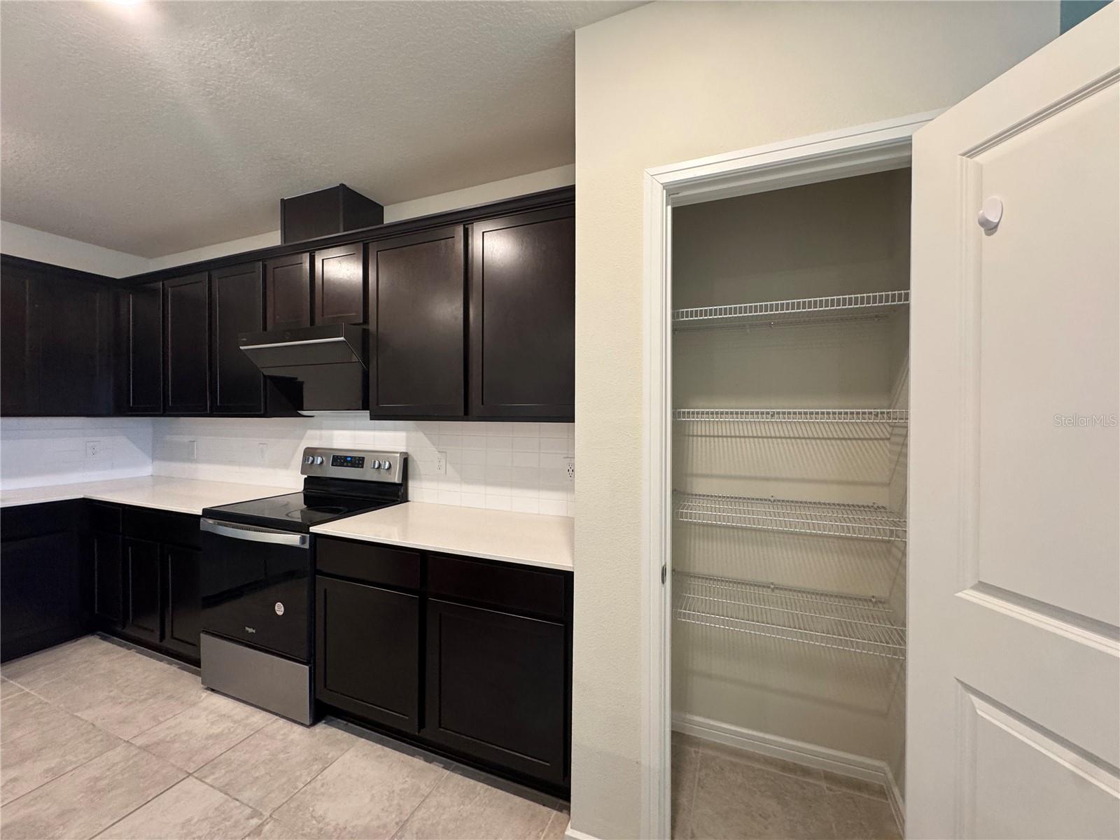 2102 CHARMING AVE, DAVENPORT, FL, 33896