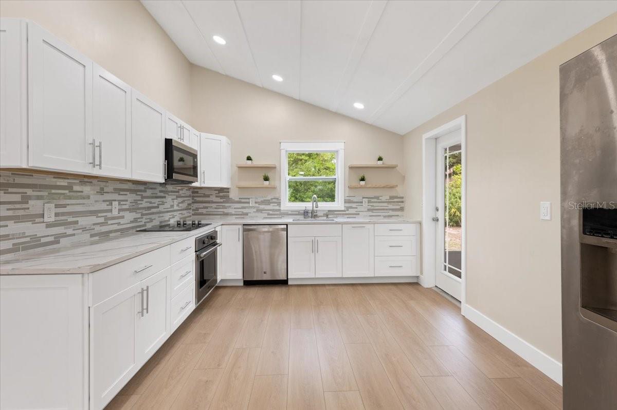 2580 SHAMROCK DR, VENICE, FL, 34293